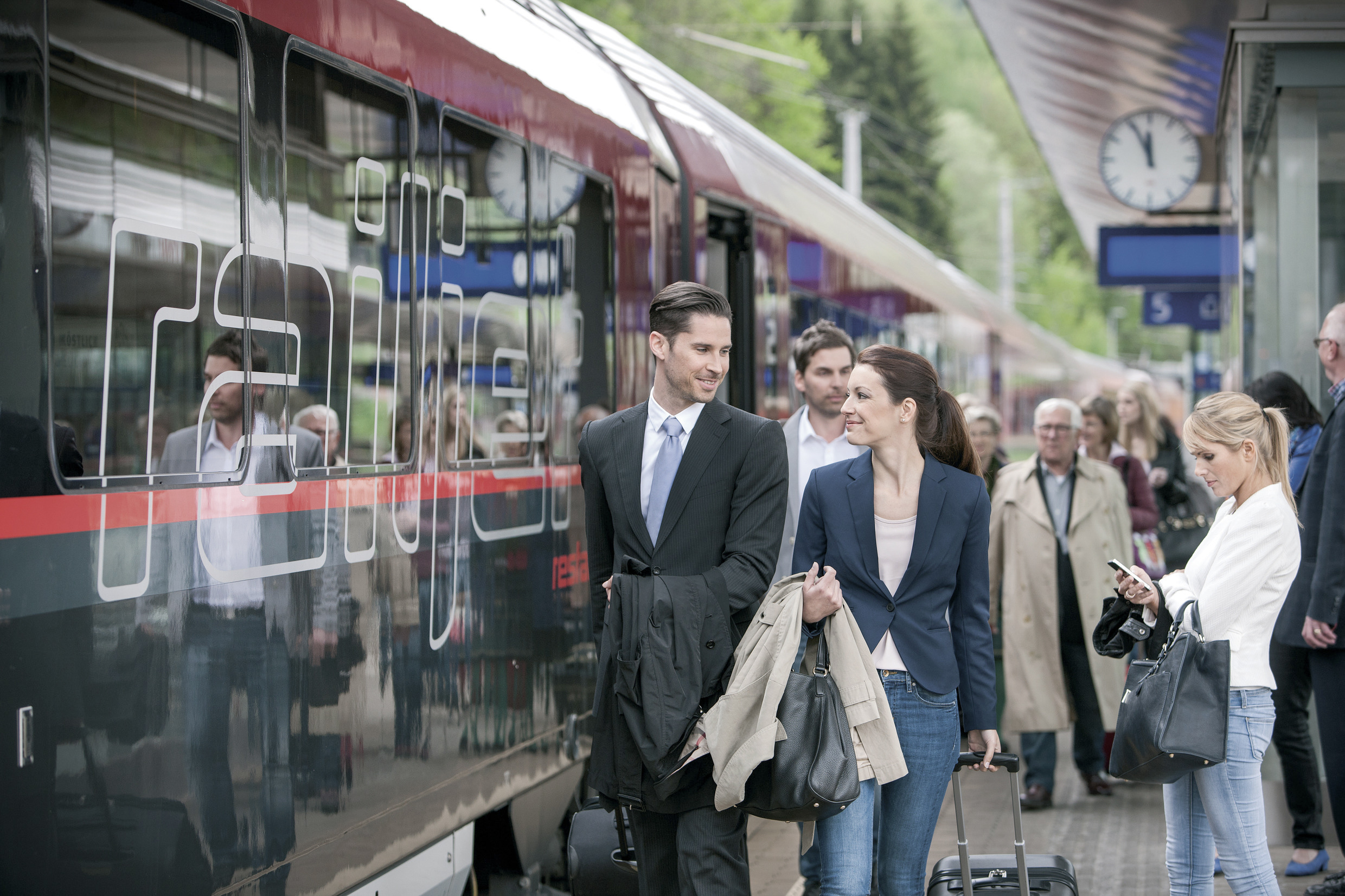 Anreise mit der Bahn Anreise mit der Bahn