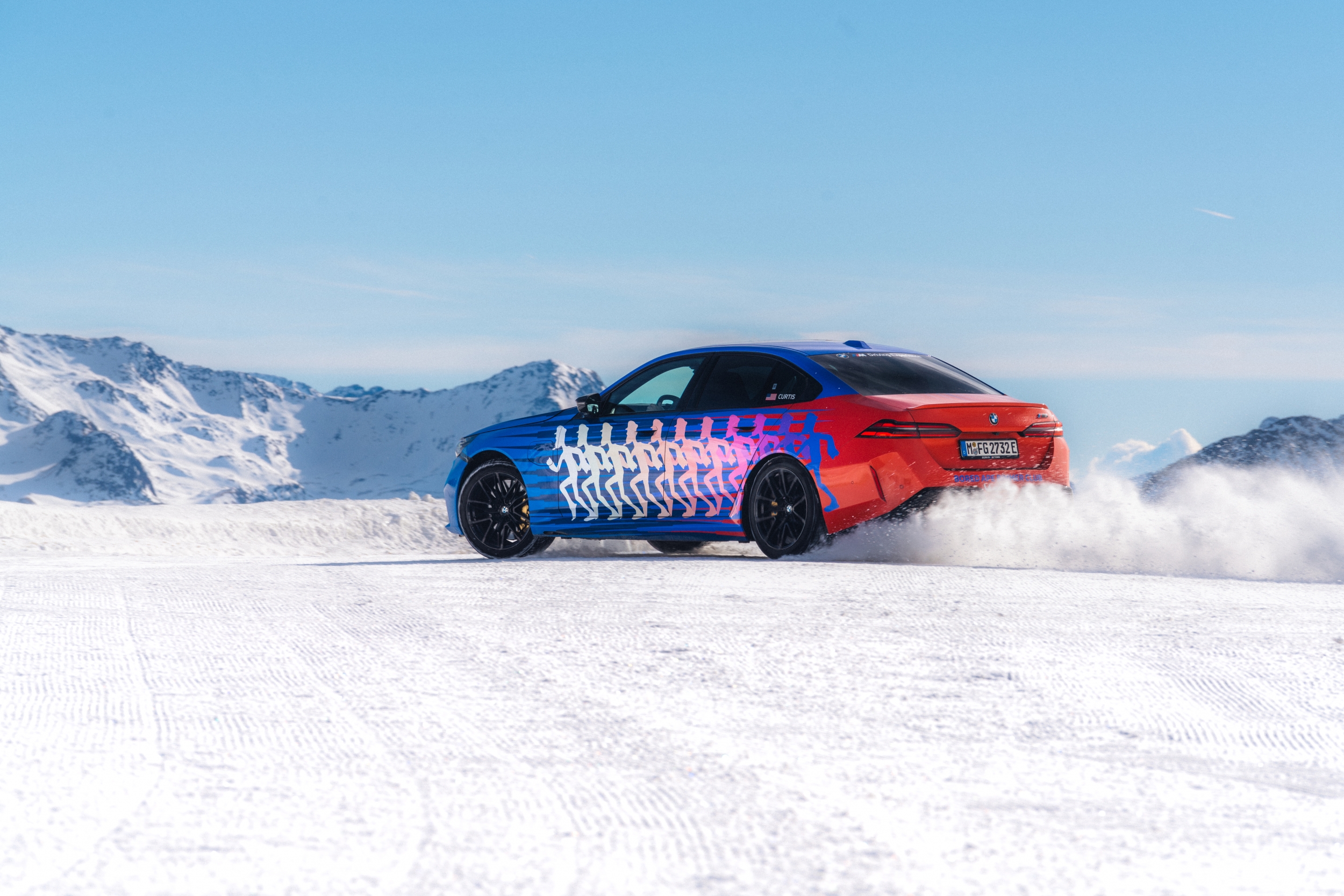AREA M Snow Experience -  Leistungsstarke BMW M Modelle, professionelle BMW M Instruktoren und vielseitige Gelände am Gletscher 