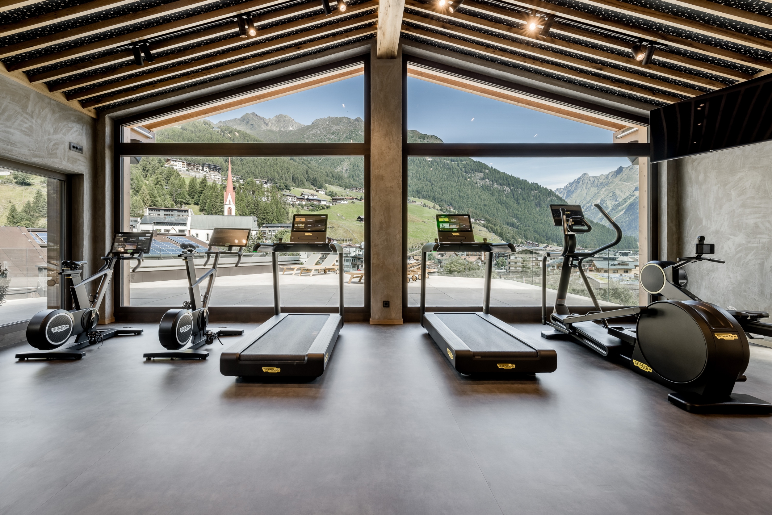 Hotel Das Central Sölden - Summit Cardio Fitness im Sommer Hotel Das Central Sölden - Summit Cardio Fitness im Sommer