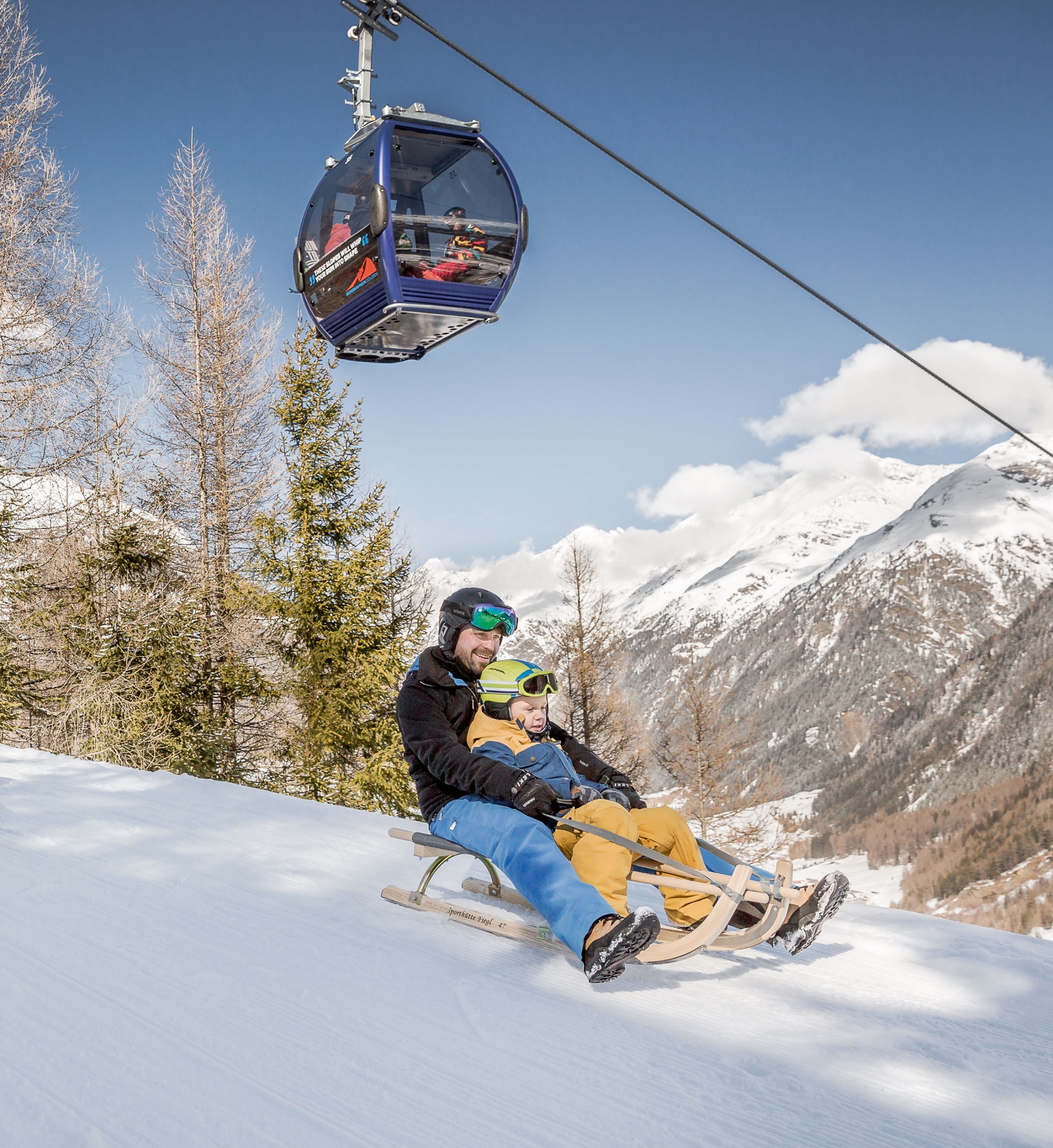 Rodeln im Familienurlaub in Sölden