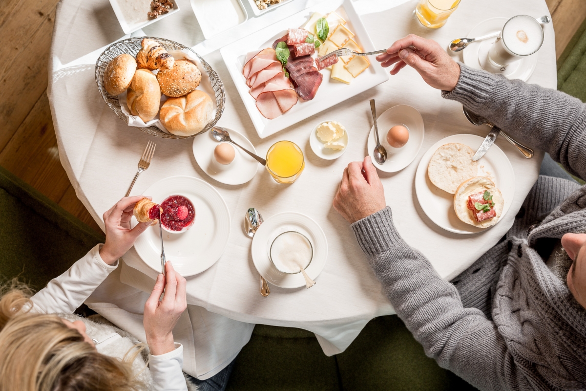 Gourmet-Frühstück im Hotelrestaurant Feinspitz im Hotel Das Central in Sölden