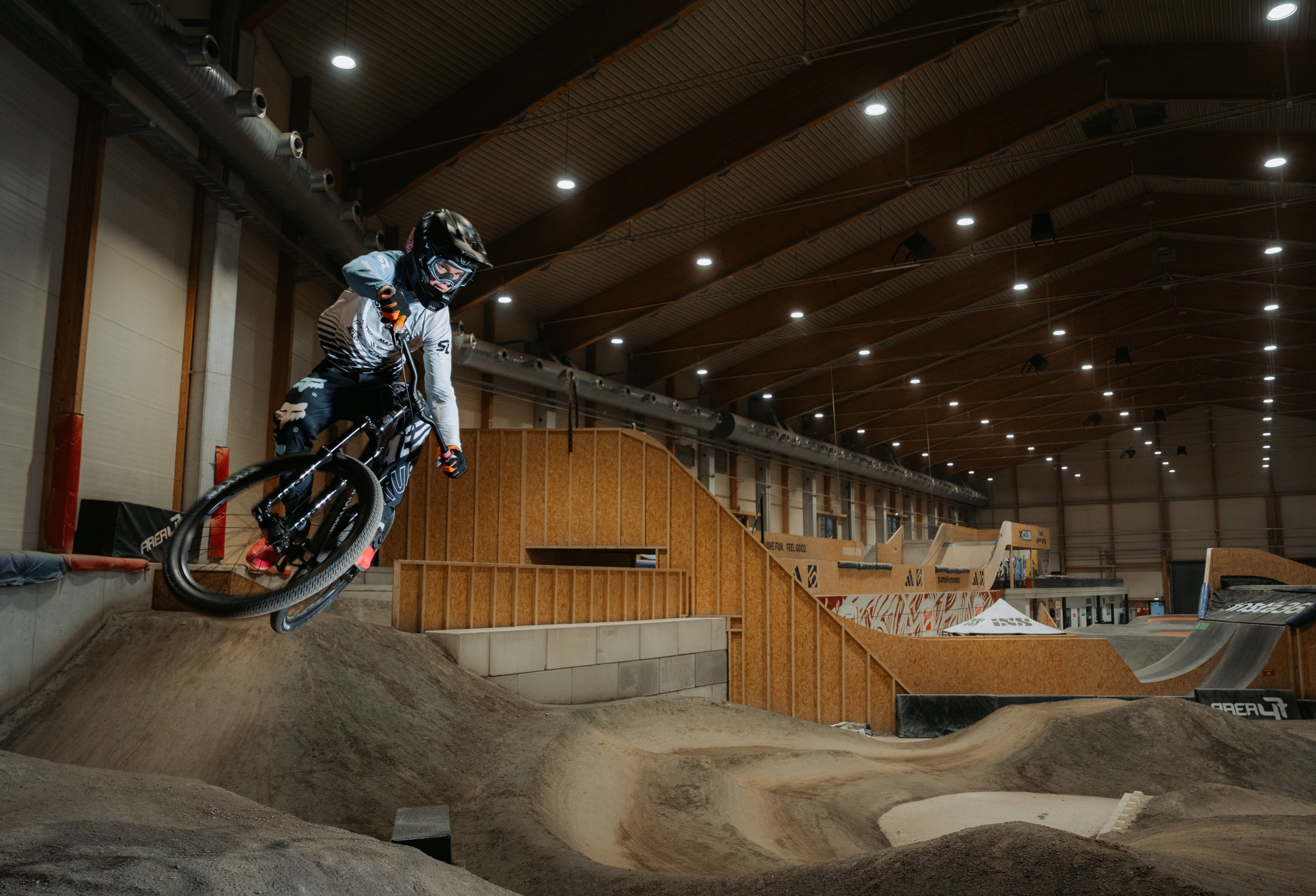 Indoor Bike-Park in der AREA 47 in Tirol Indoor Bike-Park in der AREA 47 in Tirol