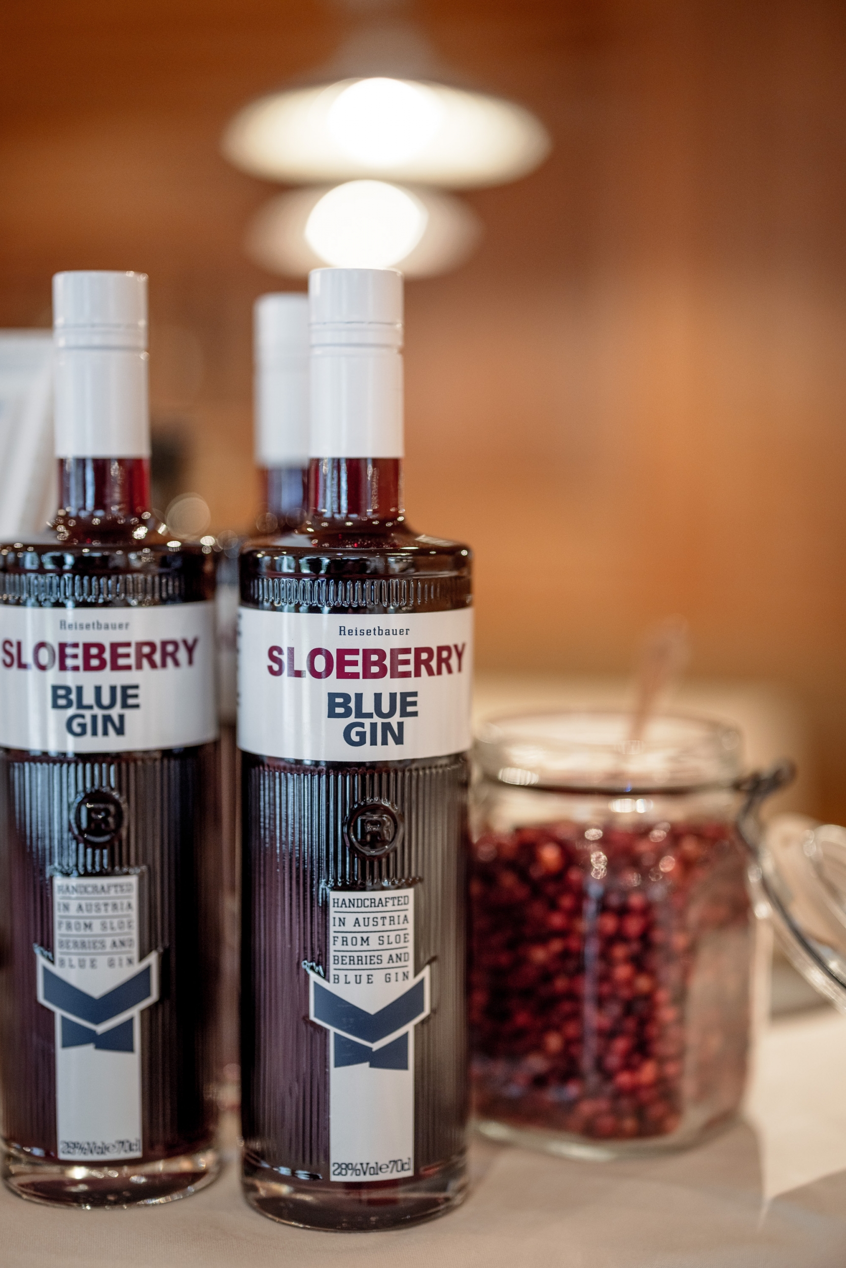 Sloeberry Blue Gin von Reisetbauer bei der Wein am Berg - Summer Edition