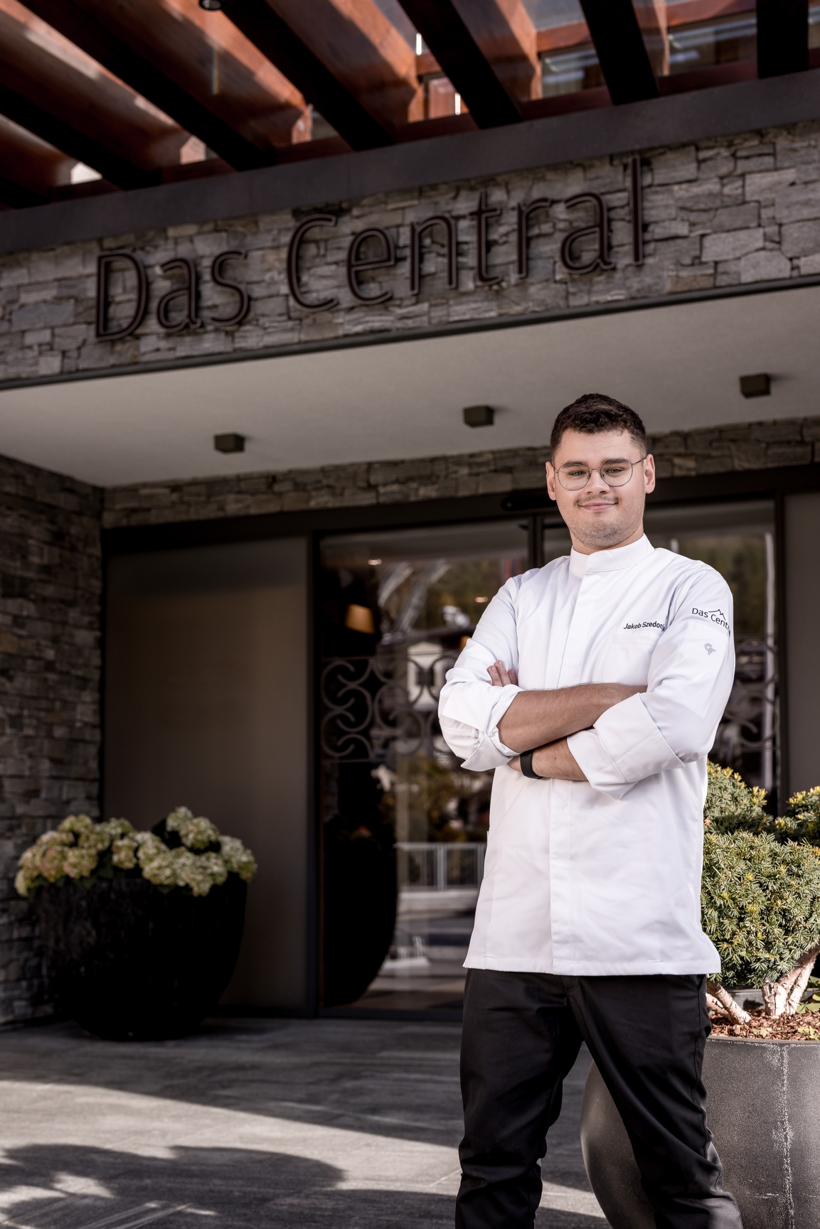 Jakob Szedonja „Patissier des Jahres 2025“ ist neuer Chef de Patisserie im 5-Sterne Hotel Das Central in Sölden, Tirol