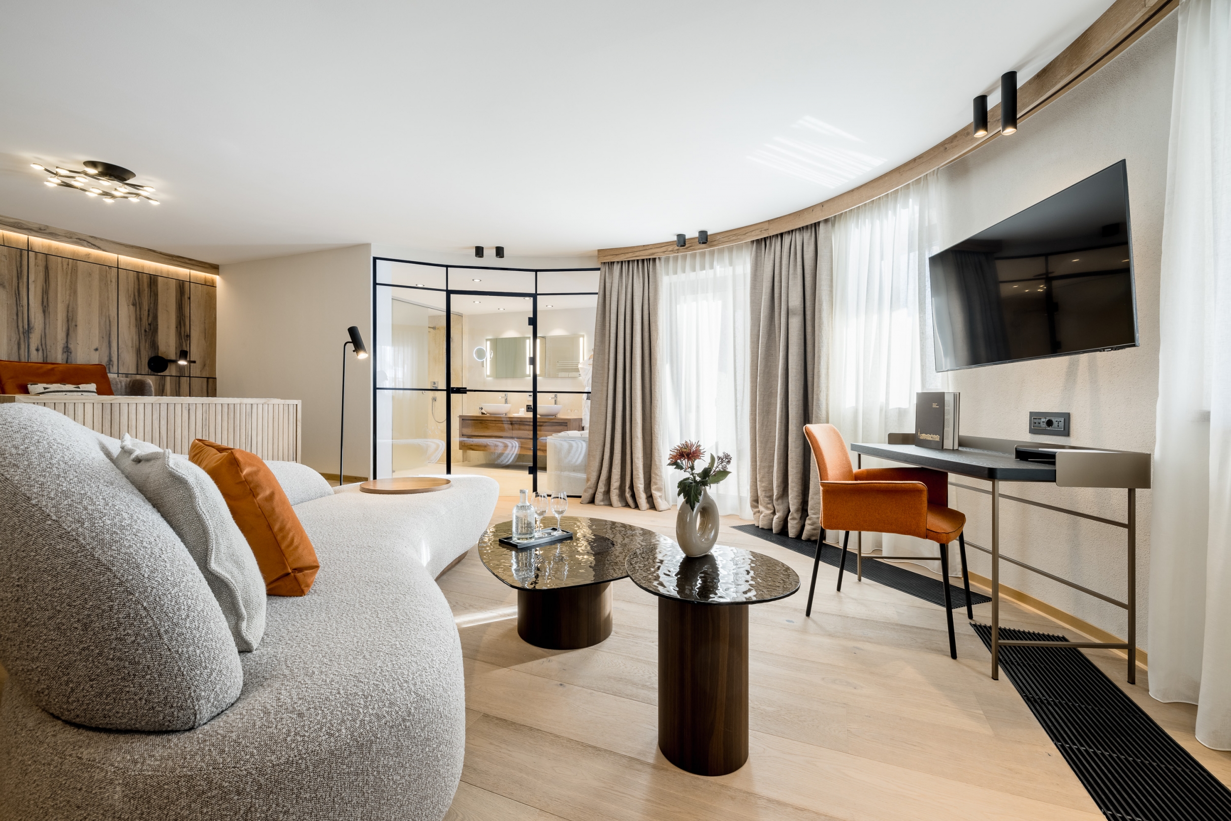 Juniorsuite Wildpsitze im Hotel Das Central in Sölden Juniorsuite Wildpsitze im Hotel Das Central in Sölden