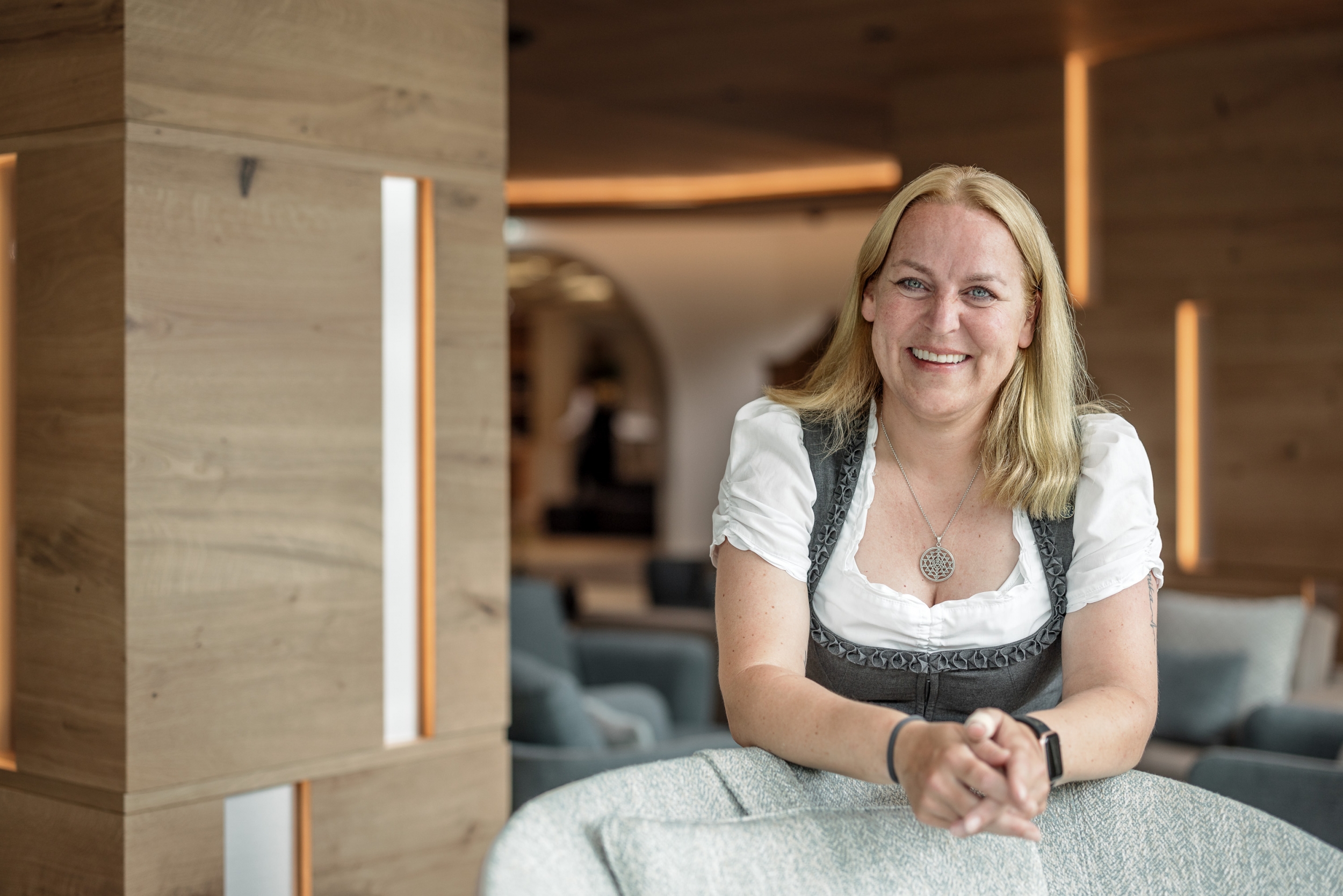 Marina Moser, Reservierung und Buchhaltung im Hotel Das Central Marina Moser, Reservierung und Buchhaltung im Hotel Das Central