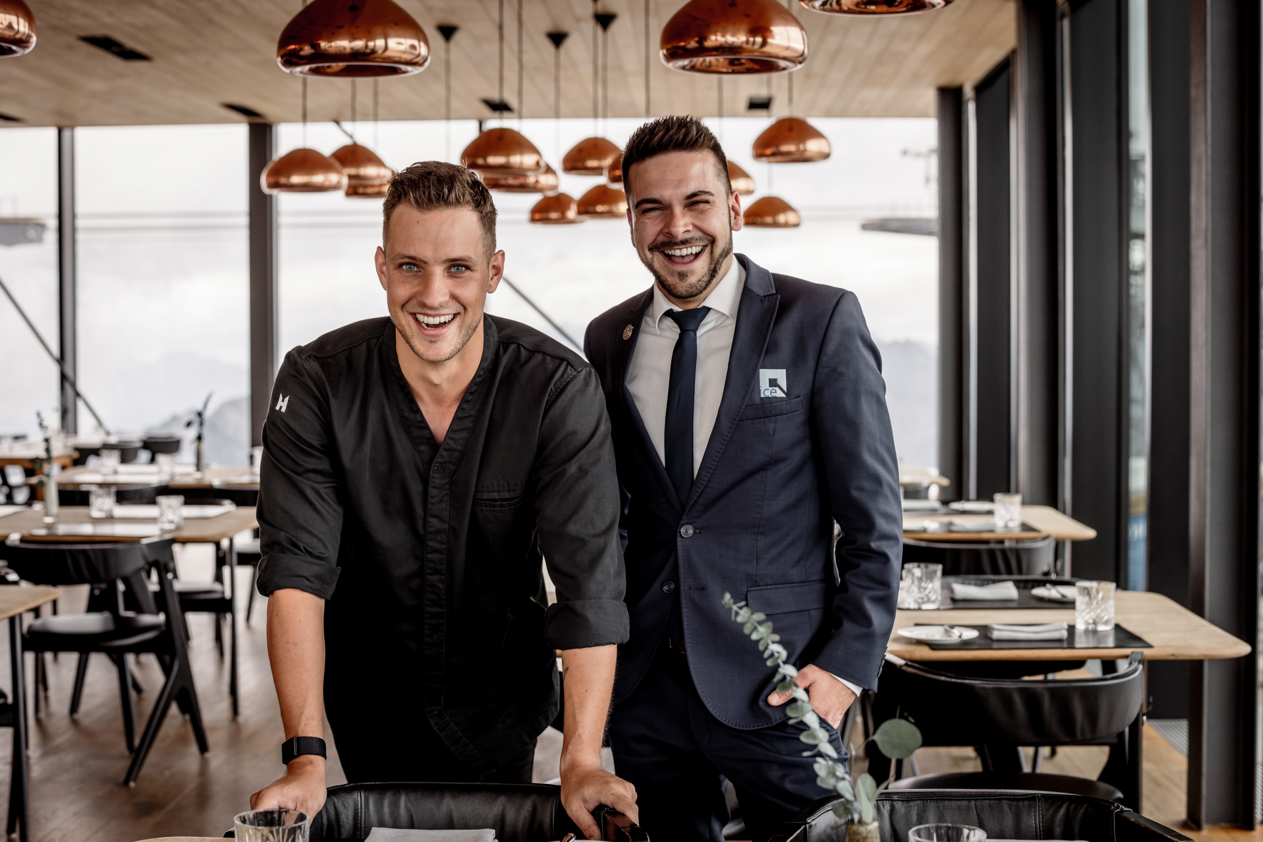 Chef de Cuisine Jonas Grundner und Gastgeber Tobias Heim vom Gourmetrestaurant ice Q
