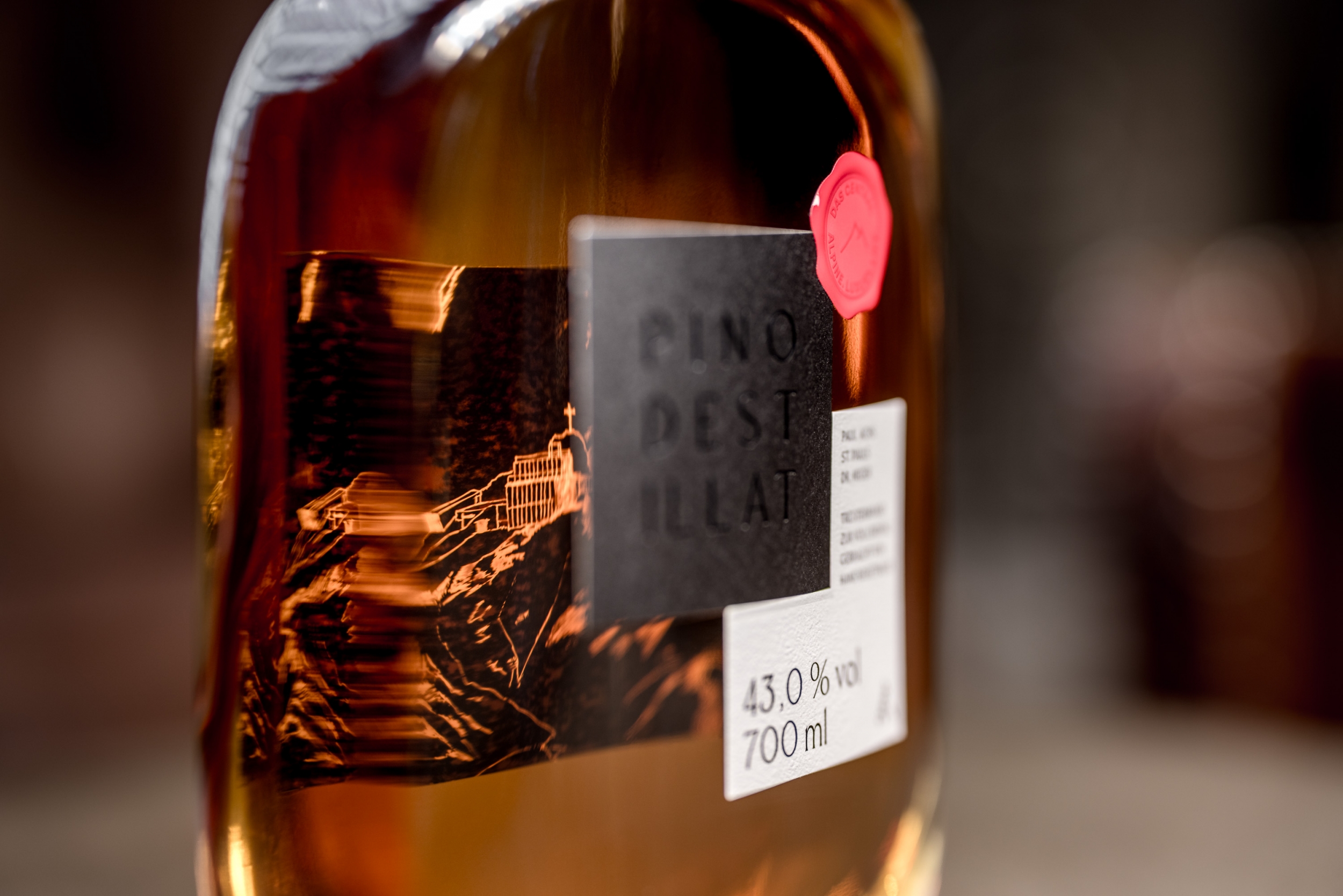 PINO 3000 Edeldestillat vom 5-Sterne Hotel Das Central in Sölden