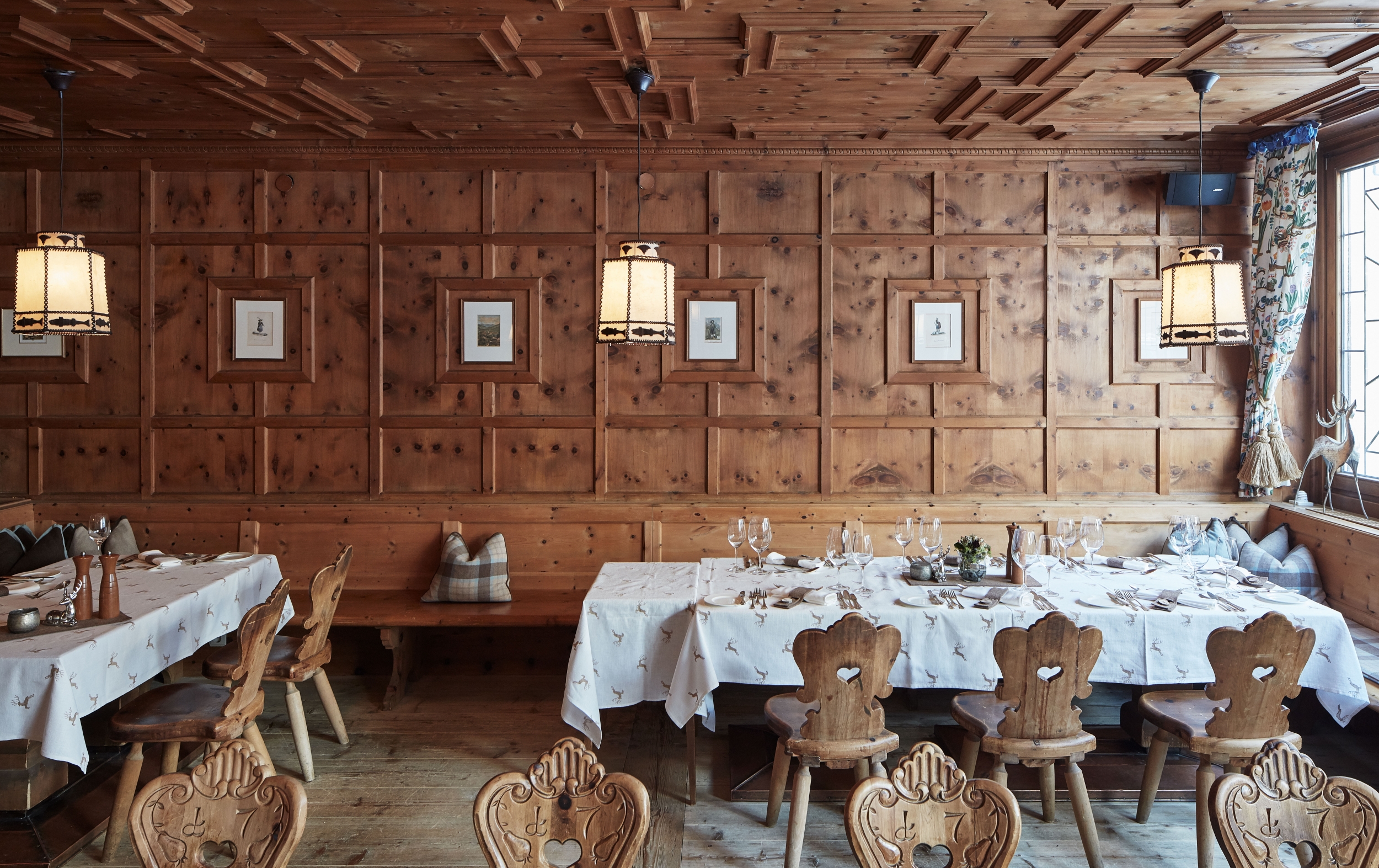 Ötztaler Stube 3-Hauben-Restaurant im Hotel Das Central Sölden Ötztaler Stube 3-Hauben-Restaurant im Hotel Das Central Sölden