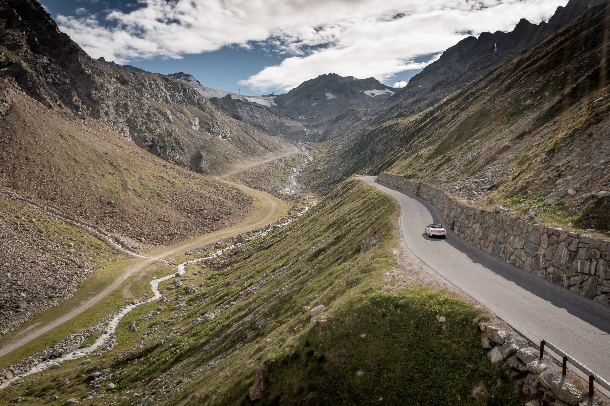 Straße zum Gletscher in Sölden