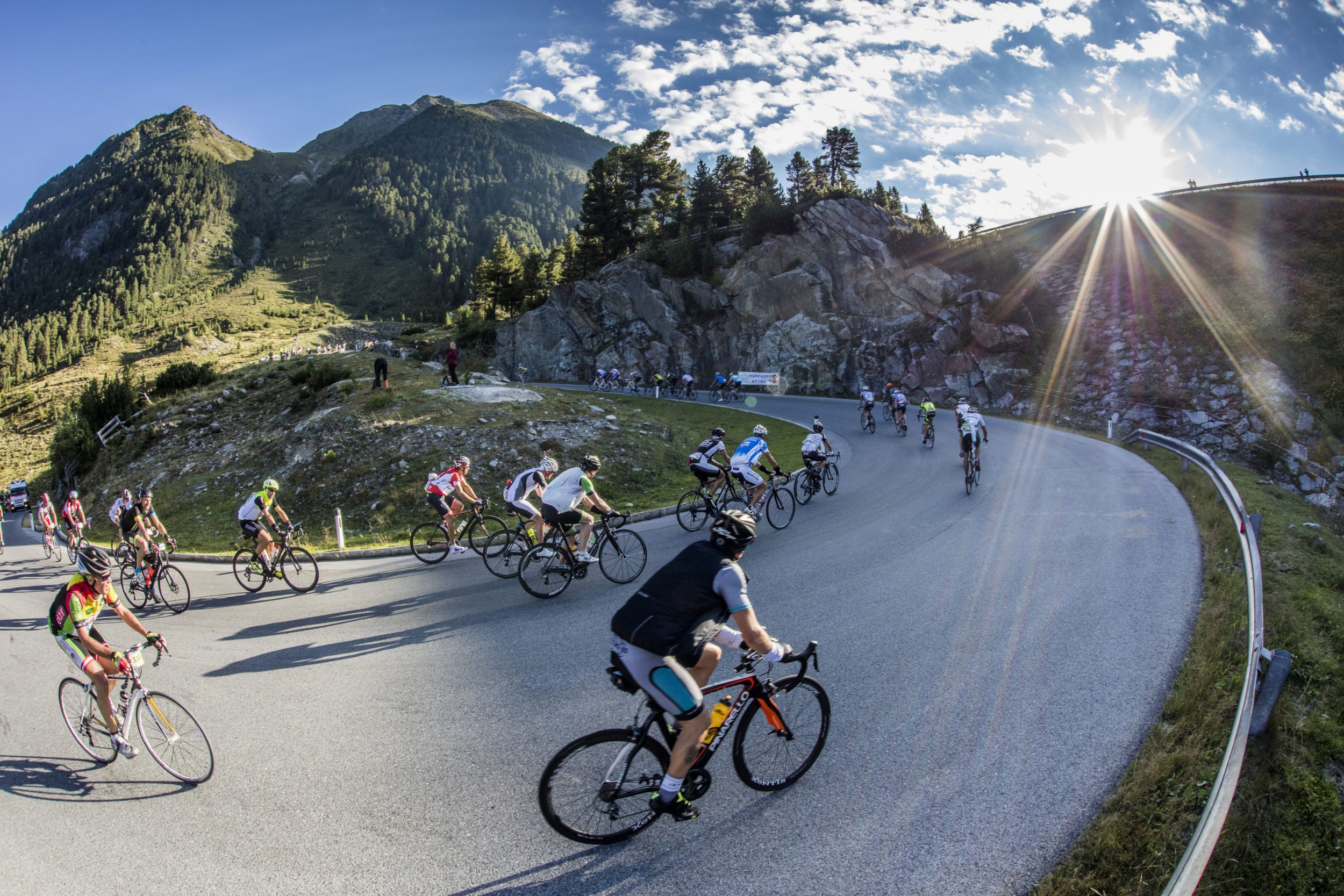 Teilnehmer beim Ötztaler Radmarathon