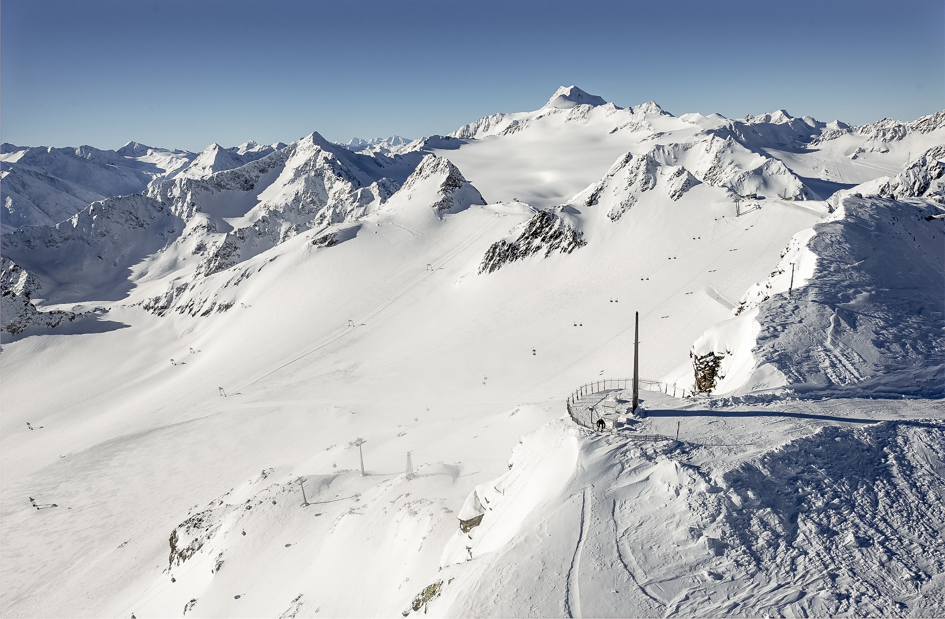 BIG3 Naturplattform Schwarze Schneide am Rettenbachgletscher in Sölden