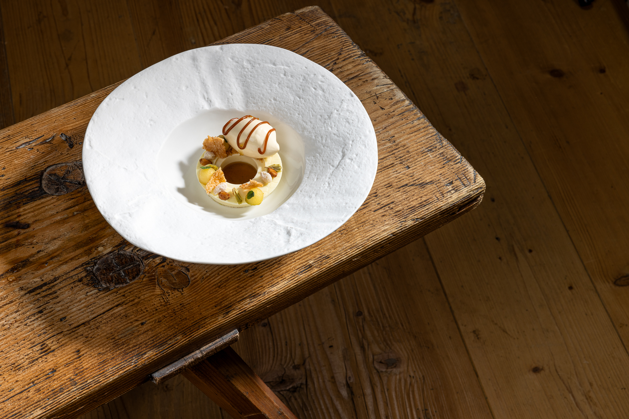 Süßer Abschluss im Haubenrestaurant Ötztaler Stube im Hotel Das Central in Sölden Süßer Abschluss im Haubenrestaurant Ötztaler Stube im Hotel Das Central in Sölden