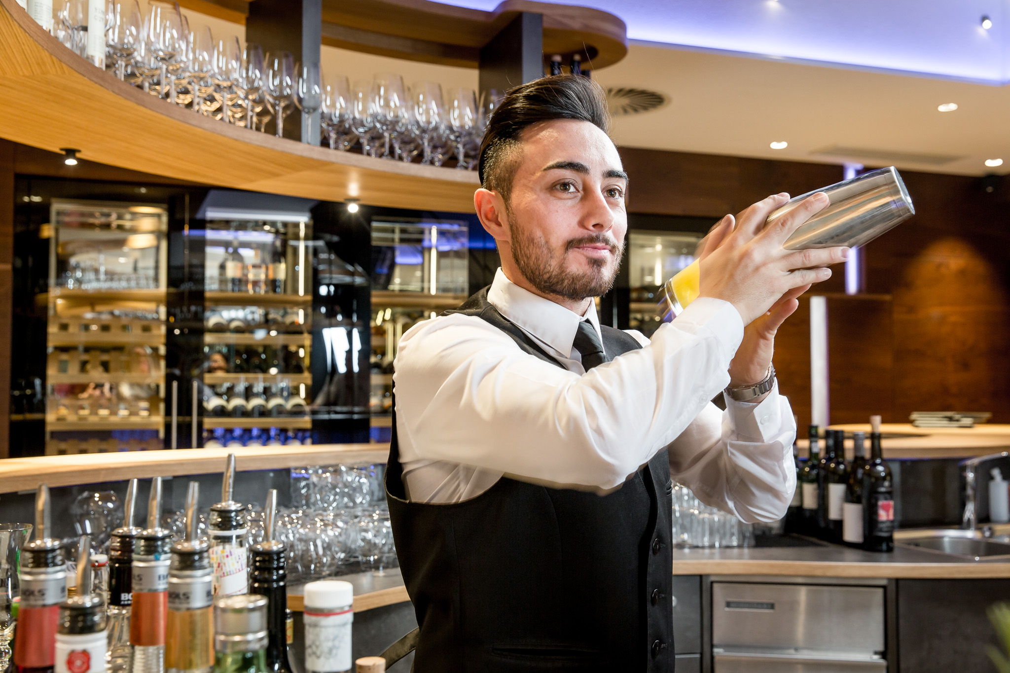 Hotelbar Cocktails im Hotel Das Central in Sölden