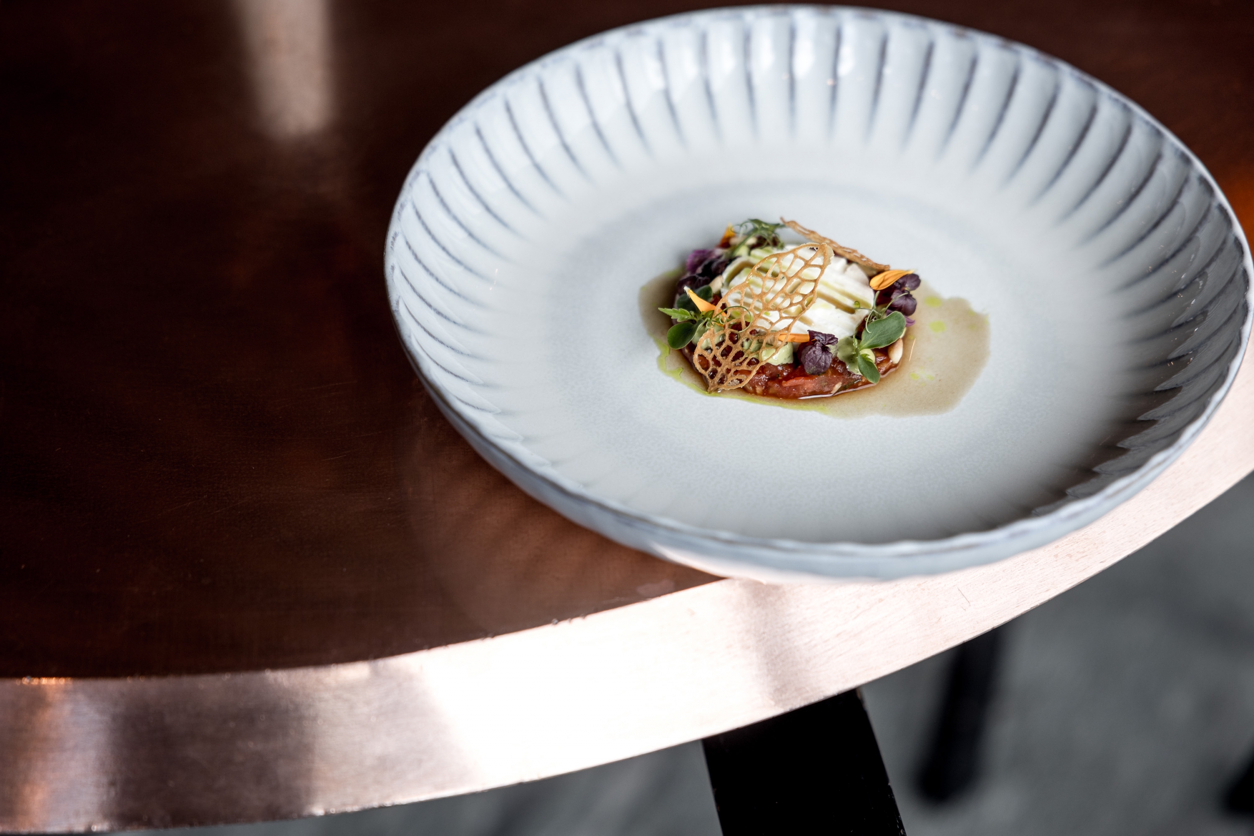 Gourmetlunch im ice Q Restaurant bei der Wein am Berg - Summer Edition 2025 Gourmetlunch im ice Q Restaurant bei der Wein am Berg - Summer Edition 2025