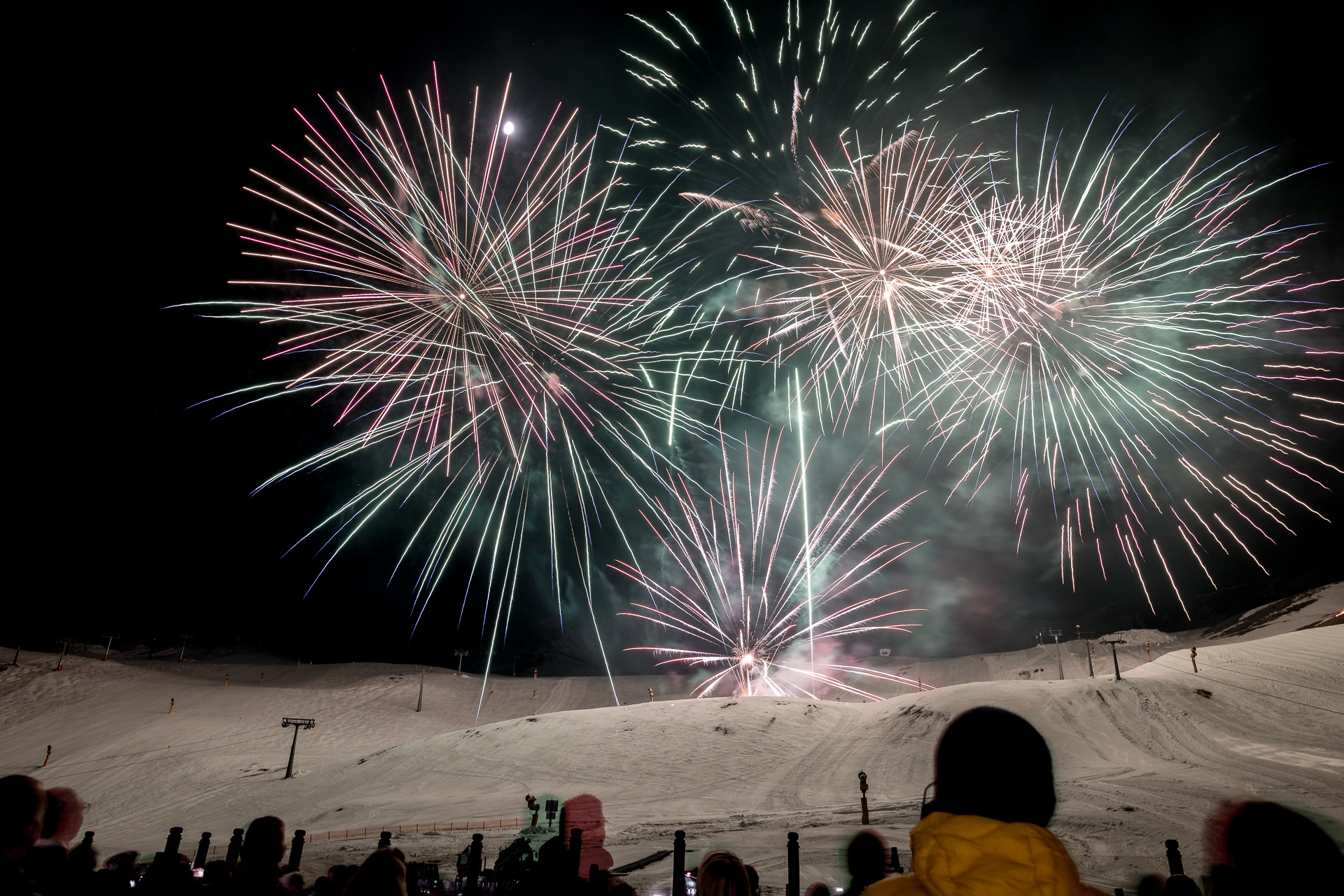Wein am Berg 2026 - Big Bottle Party am Samstag