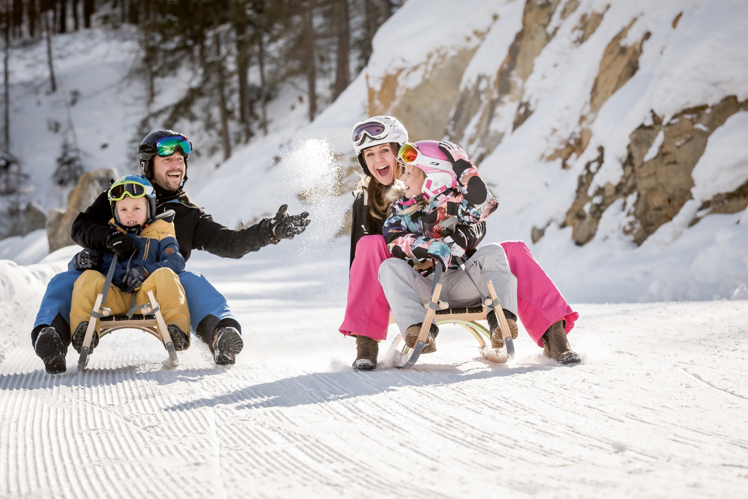 Rodelspaß auf der Familien Rodelbahn in Sölden