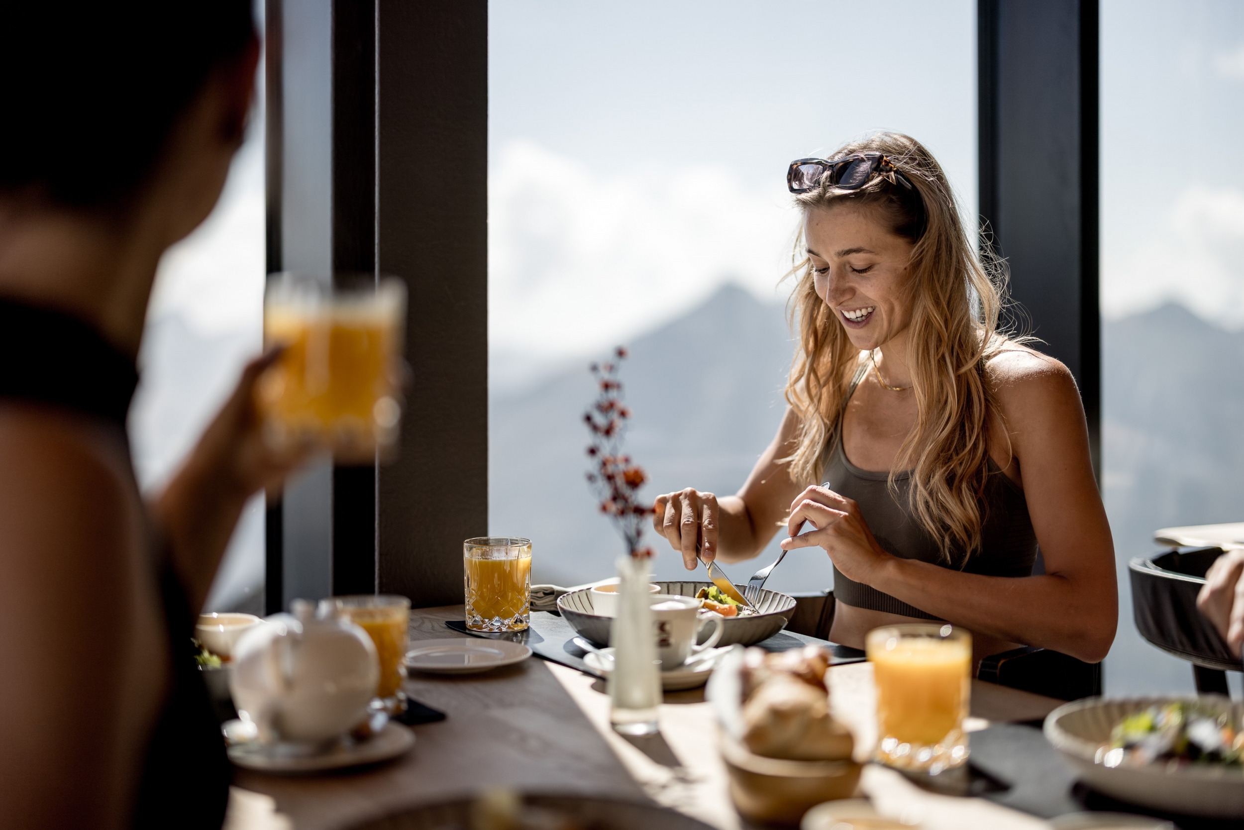 Yoga im ice Q mit Frühstück im Gourmetrestaurant auf 3.048 m Seehöhe Yoga im ice Q mit Frühstück im Gourmetrestaurant auf 3.048 m Seehöhe