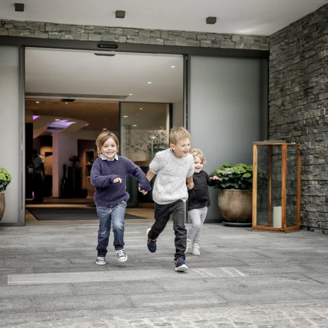 Urlaub mit der Familie im Hotel Das Central in Sölden